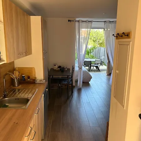 Magnifique En Bord De Lägenhet