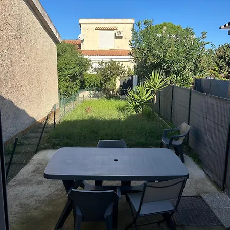 Magnifique En Bord De Lägenhet