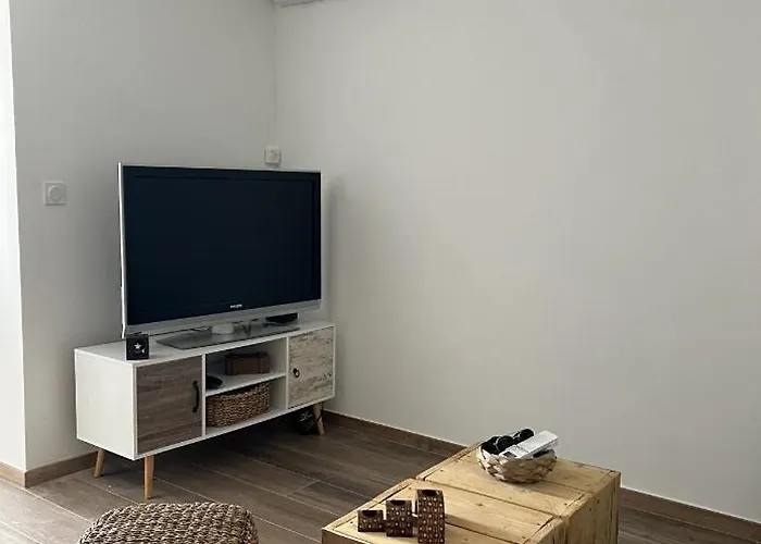 Magnifique En Bord De *